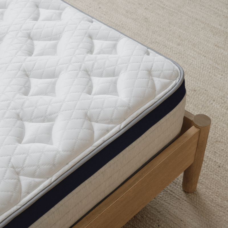 Helix Midnight Core Mattress by SleepCity – High - quality Hybrid Mattress for better sleep.