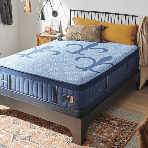 Stearns & Foster Lux Hybrid Mattress Collection by SleepCity – High - quality Hybrid Mattress for better sleep.