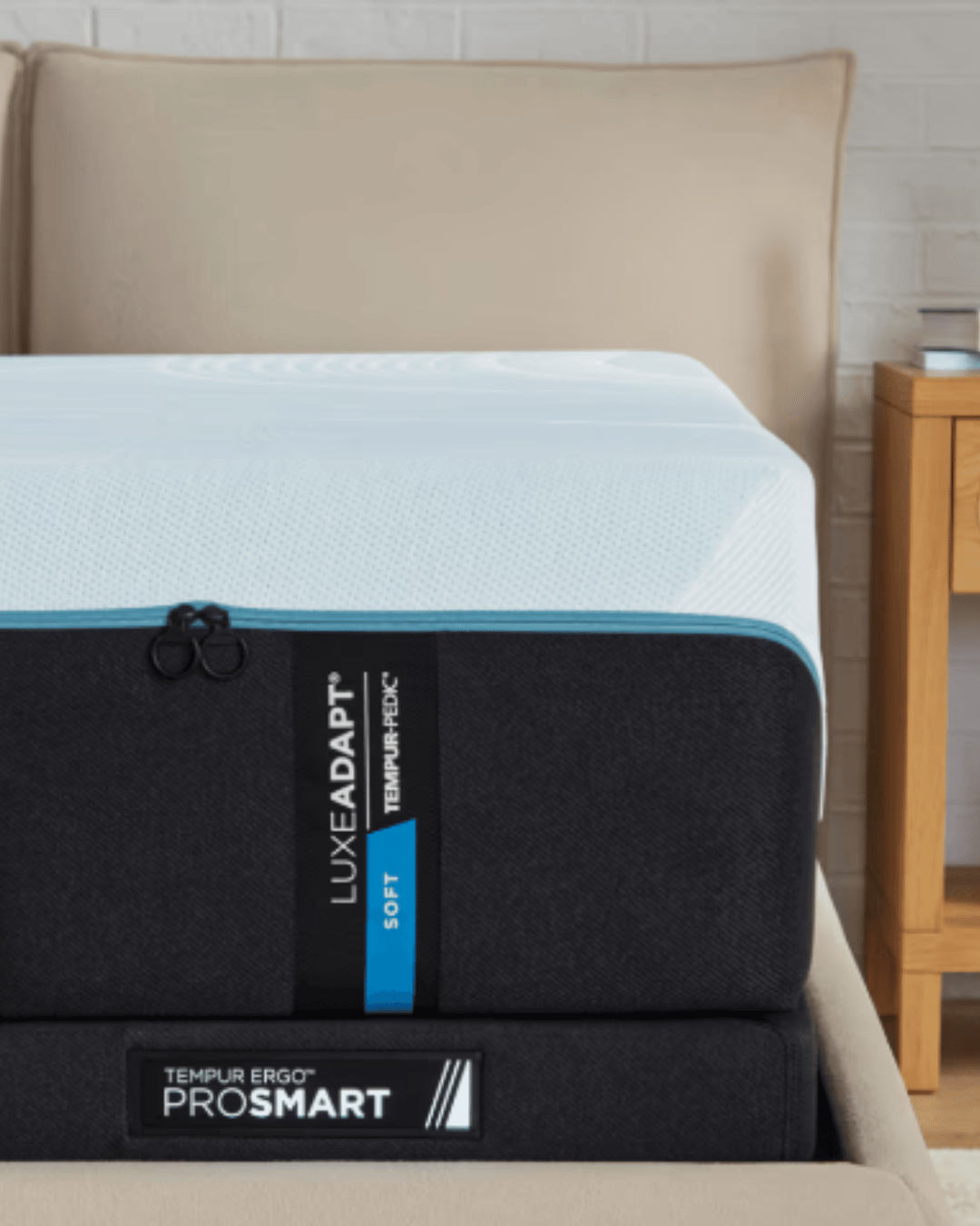 Tempur - Pedic TEMPUR - LuxeAdapt Mattress Collection by SleepCity – High - quality Memory Foam Mattress for better sleep.