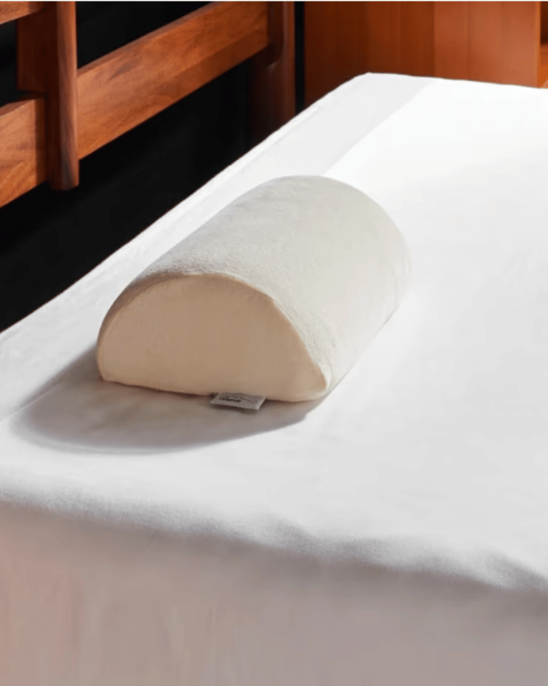 Tempur-Pedic The UniversalCushion by SleepCity – High-quality Pillow for better sleep.