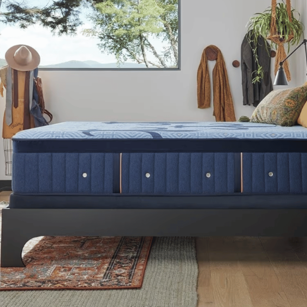 Stearns & Foster Lux Hybrid Mattress Collection by SleepCity – High-quality Hybrid Mattress for better sleep.