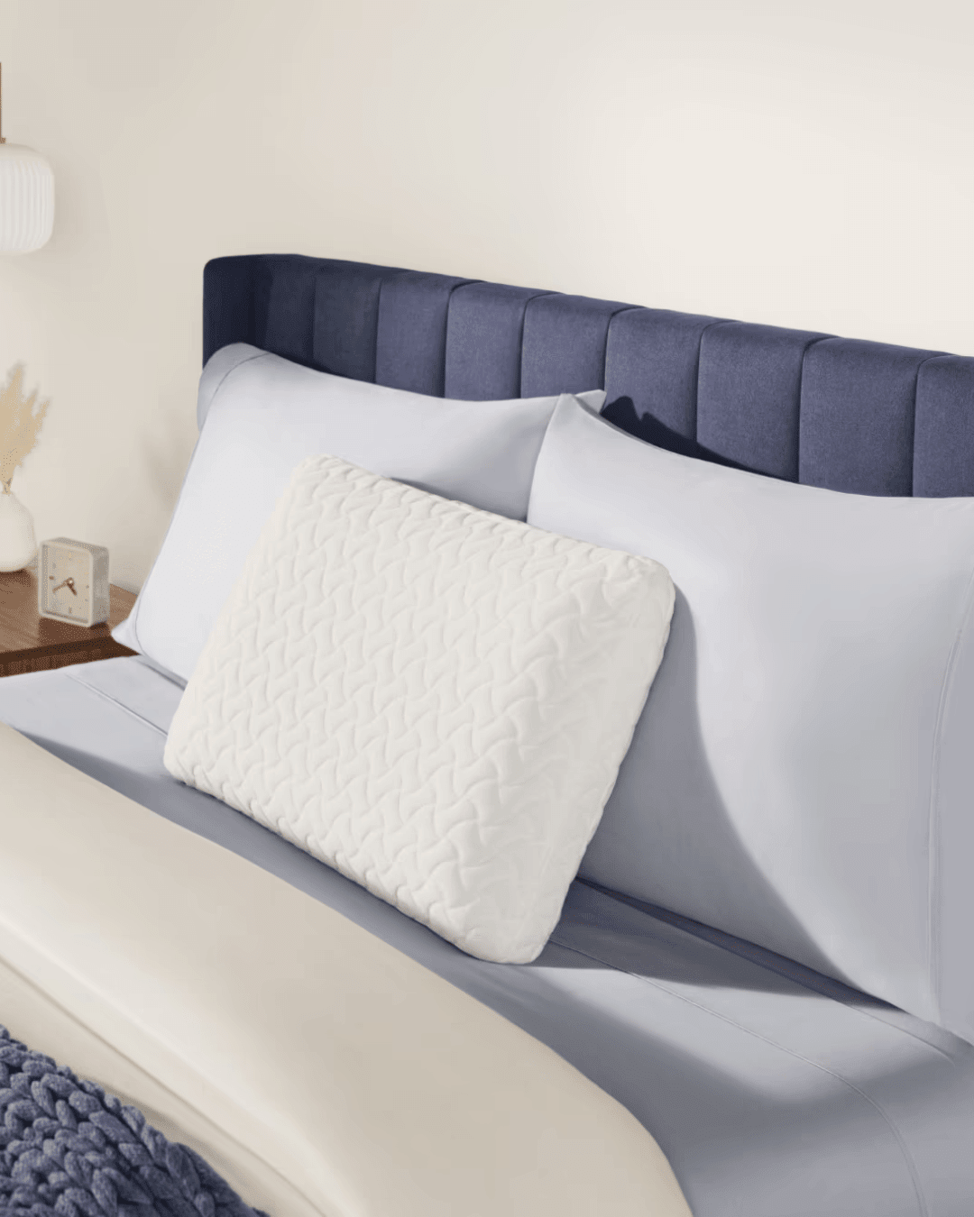 Tempur-Pedic Adapt Cloud + Cooling Pillow by SleepCity – High-quality Pillow for better sleep.