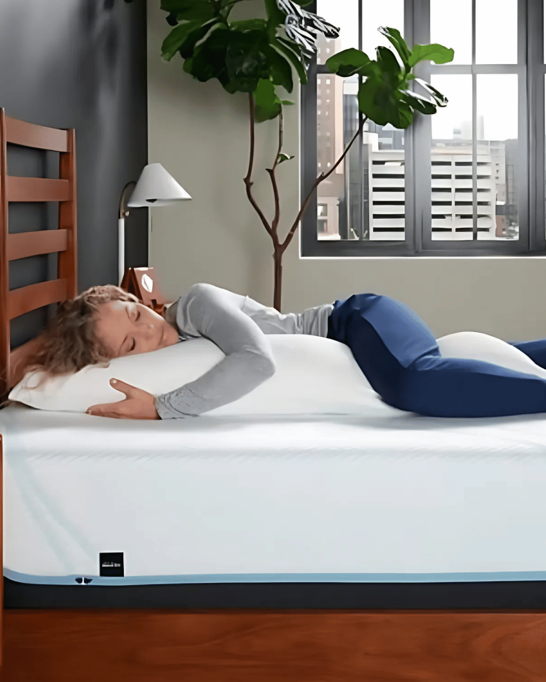 Tempur-Pedic The BodyPillow by SleepCity – High-quality Pillow for better sleep.