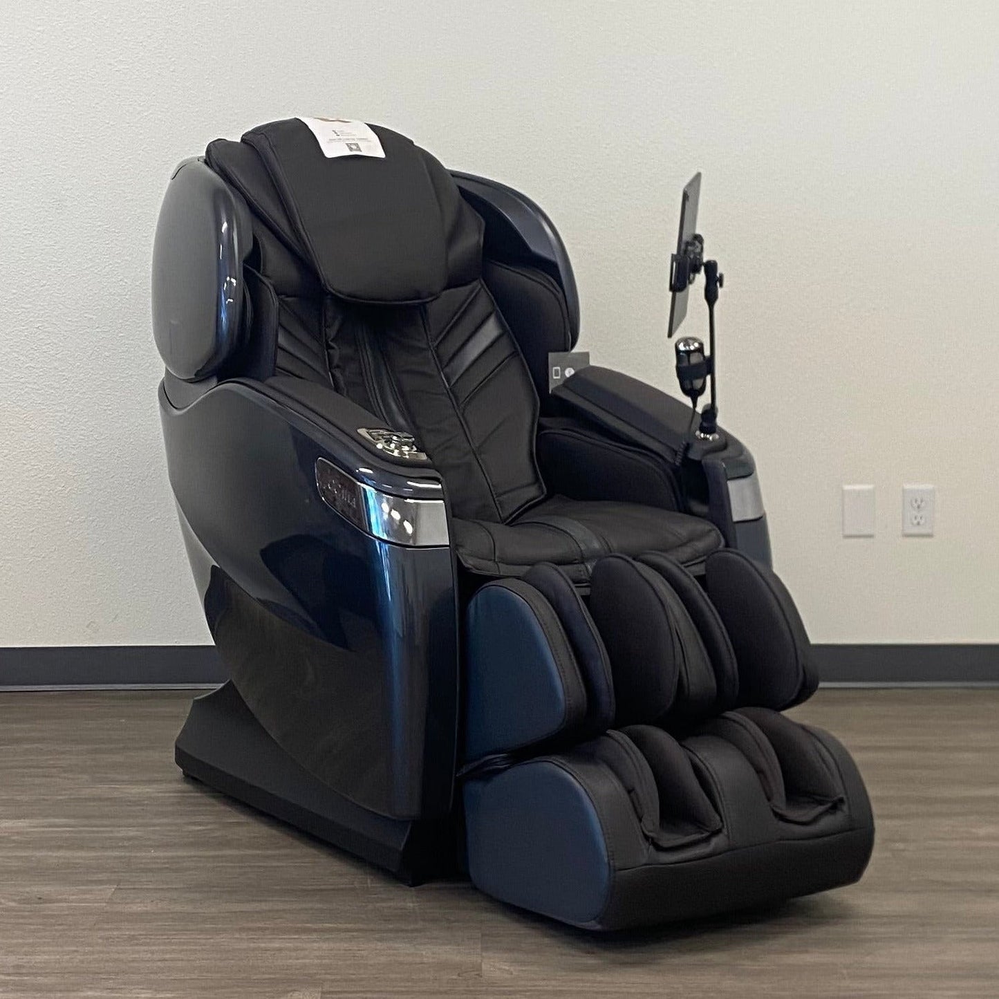 Master Drive AI Massage Chair by SleepCity – High-quality Massage Chair for better sleep.