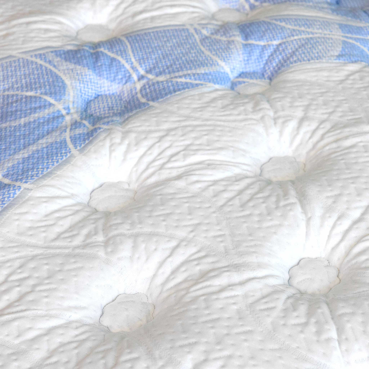Instant Comfort Luxe Quilted Adjustable Smart Bed by SleepCity – High-quality Smart Bed for better sleep.